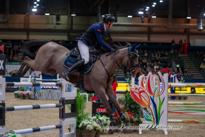 GK_20260116_0604-1_1800_wsgn