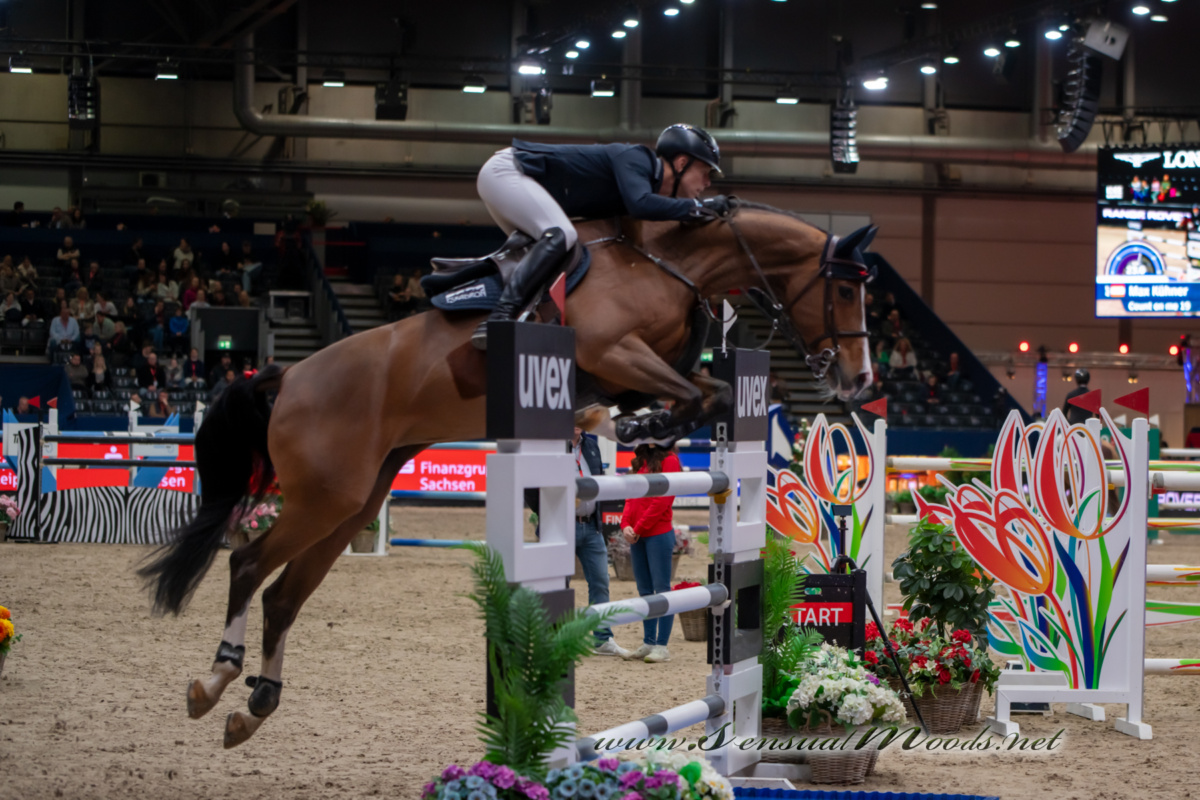 GK_20260116_0964-1_1800_wsgn