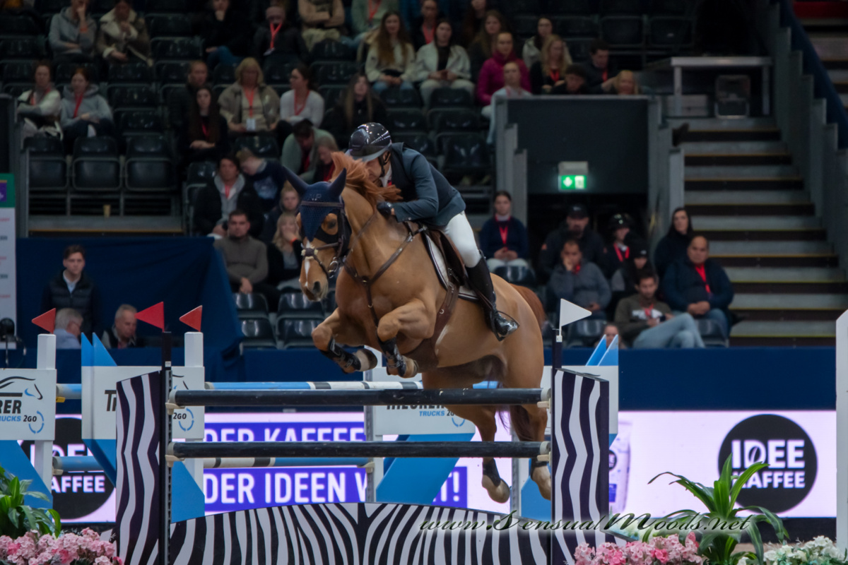 GK_20260116_1335-1_1800_wsgn