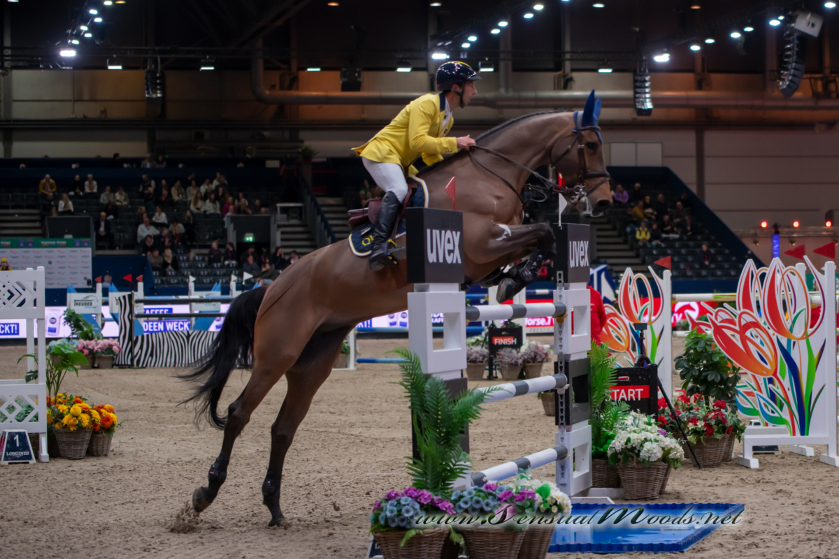 GK_20260116_1399-1_1800_wsgn