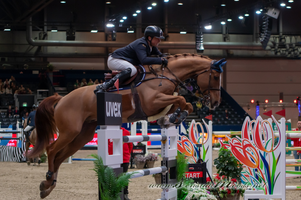 GK_20260116_1432-1_1800_wsgn